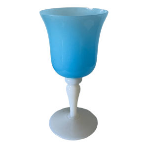 Vase Médicis opaline bleu et blanche