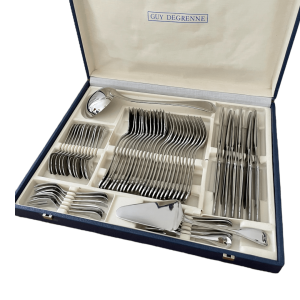 Ménagère Guy Degrenne 62 pièces inox brocante en ligne