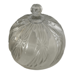 Ancienne cloche dessert ou fromage en verre moulé