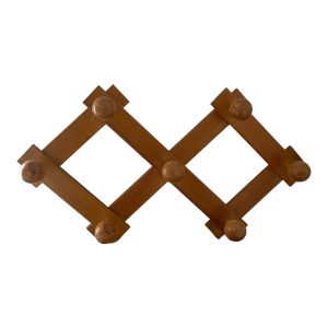 Porte manteau brutaliste esprit chalet les Arcs dlg Charlotte Perriand