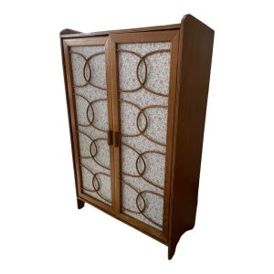 Armoire meuble de poupée vintage bois décor rotin