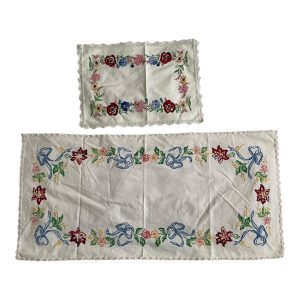 Centre de table vintage coton brodé 2 pièces