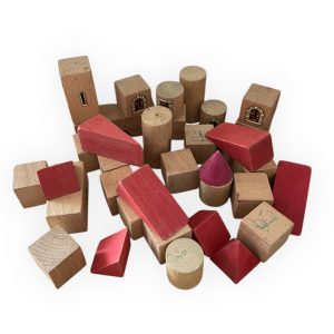 Lot de cubes et éléments de construction en bois Jeujura