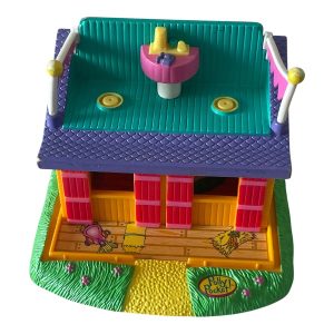 Polly Pocket 1998 Polly Pocket Pollyville Pony ride stables